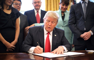 trumpexecorder.jpg