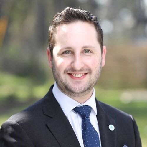 Jonathan Solomon, experienced EA and incoming Assistant at TekSystems