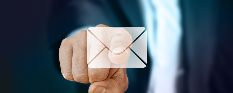 assistant clicking mail icon