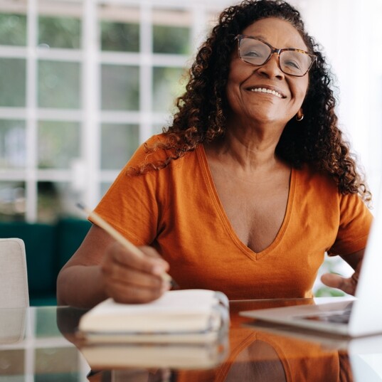 Admin tracking her daily procedures