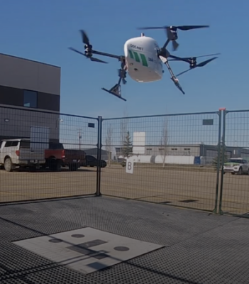 Delivery drone landing
