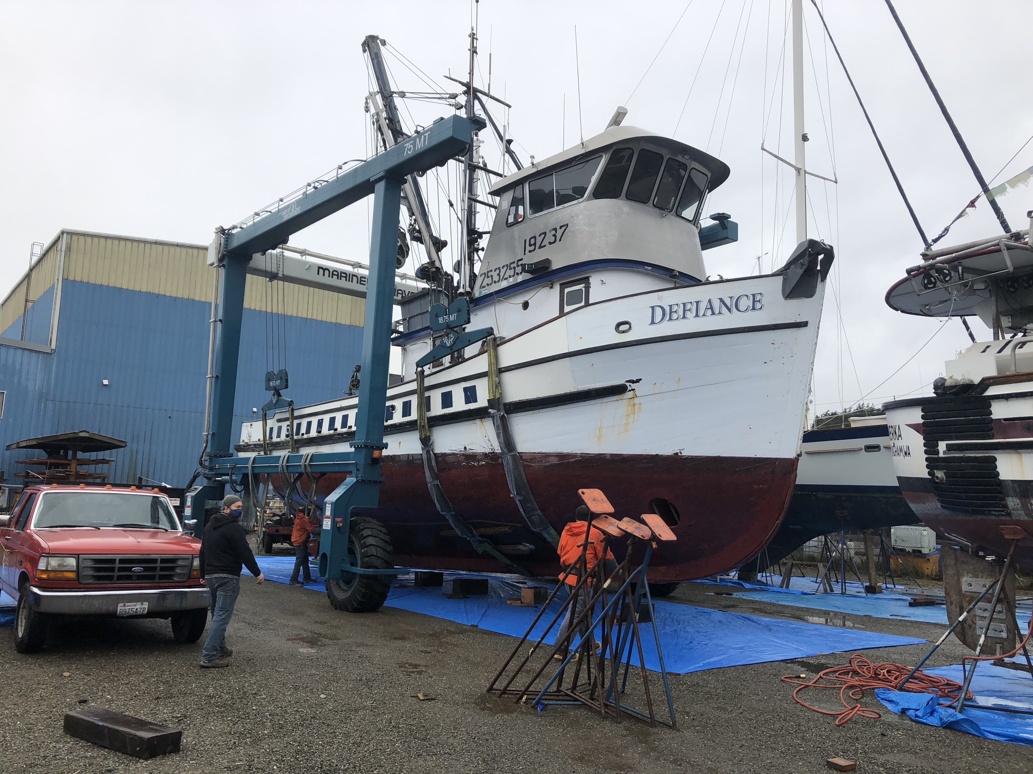 Abrupt stop sends seiner in for planking work; seine skiff meets the  builder's expectations