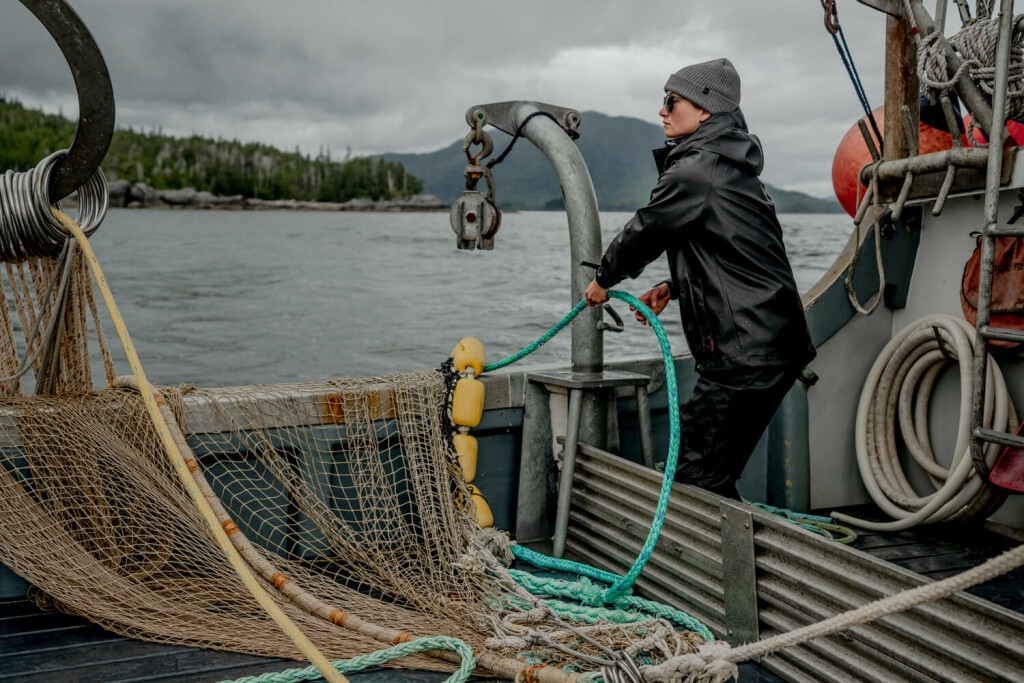 Commercial Fishing Photo Stories: The Hunt for Fish Aboard the F/V