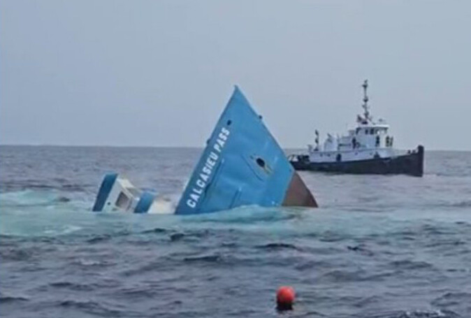 Retired fishing vessel sunk as artificial reef off Delaware