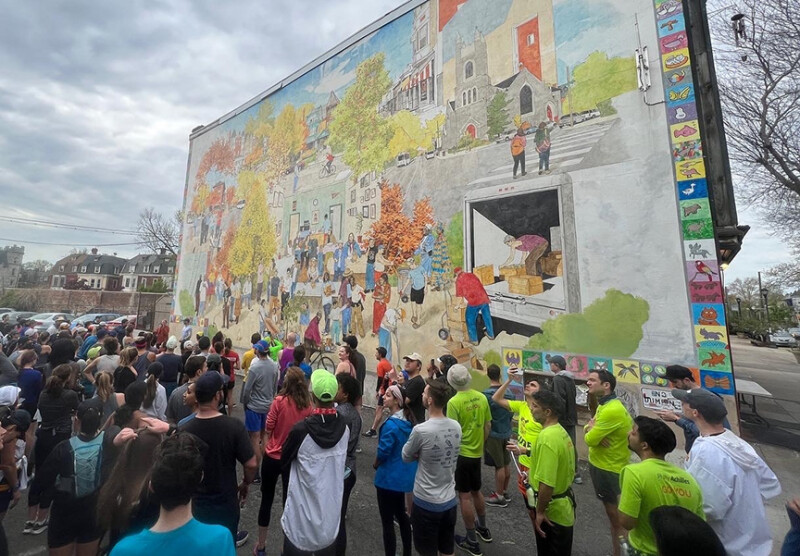 Runners at mural