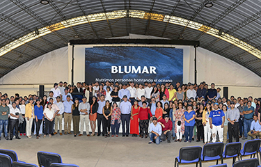 A meeting of Blumar's employees.