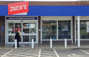 Tesco closes more seafood counters nixes Jack s brand SeafoodSource