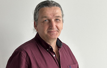 Keith Davidson headshot