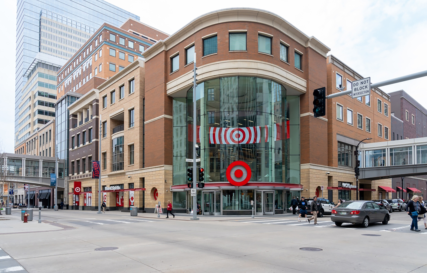 Target slashes 1,800 corporate jobs