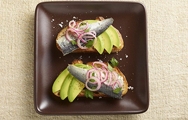 SardineAvocadoToast-NL.jpg