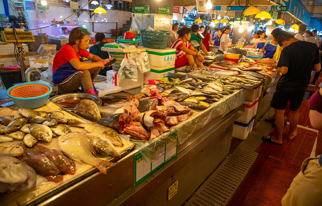 A seafood market in Hainan, China.