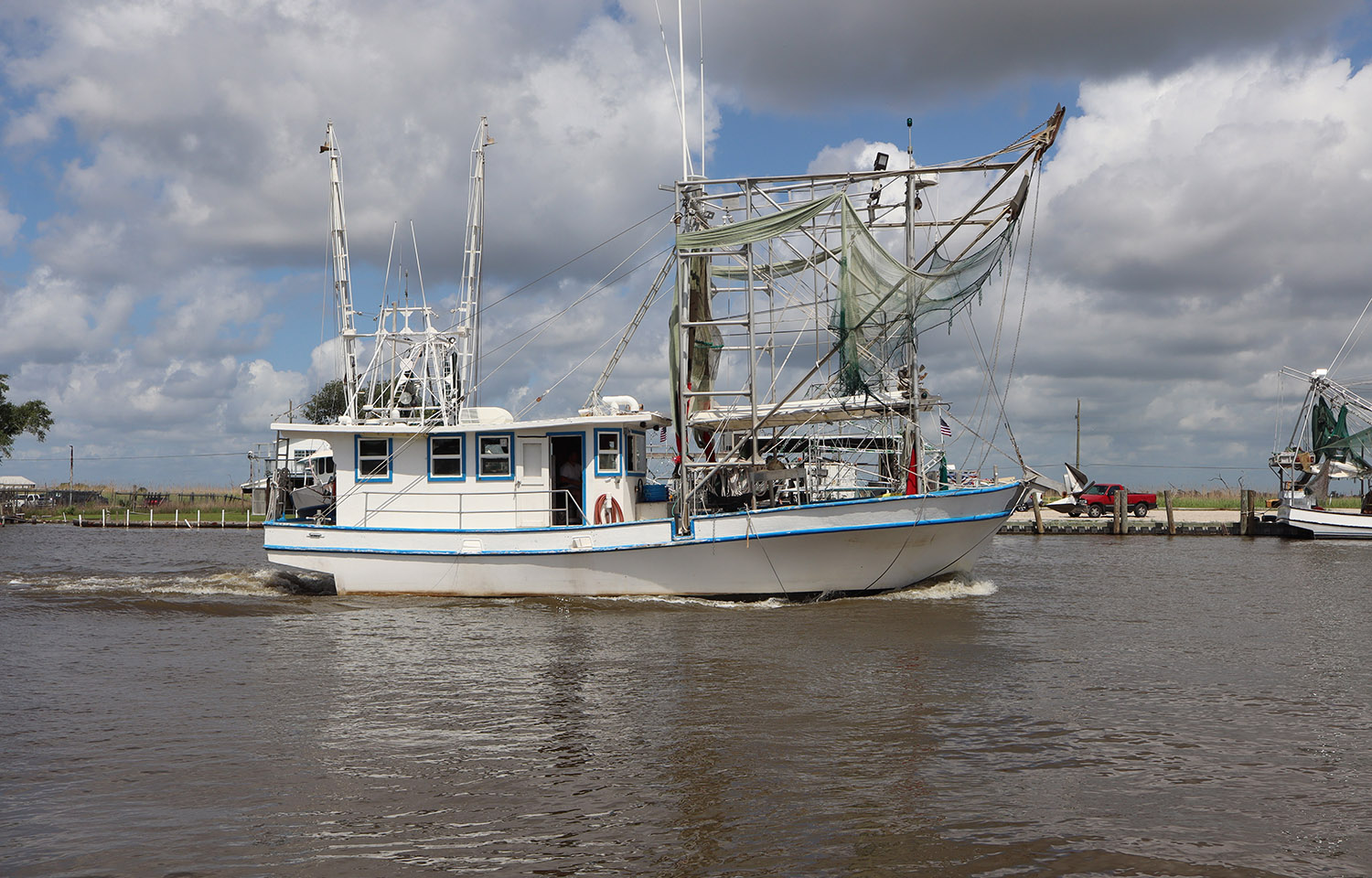 Louisiana law enforcement catches Texas man with 5,000 pounds of illegally caught shrimp