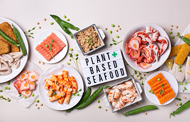 platn based seafood sign