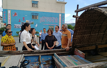 Foreign diplomats on a tour in Fujian, China.