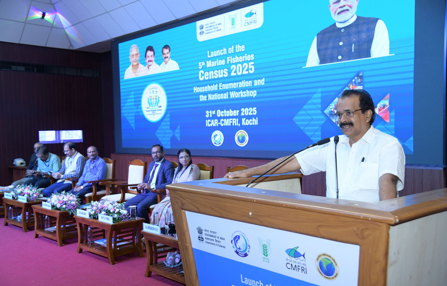 Indian officials at the launch of the country's fisheries census