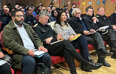 Salmon farmers at a workshop held by Sernapesca to discuss the consequences of El Niño.