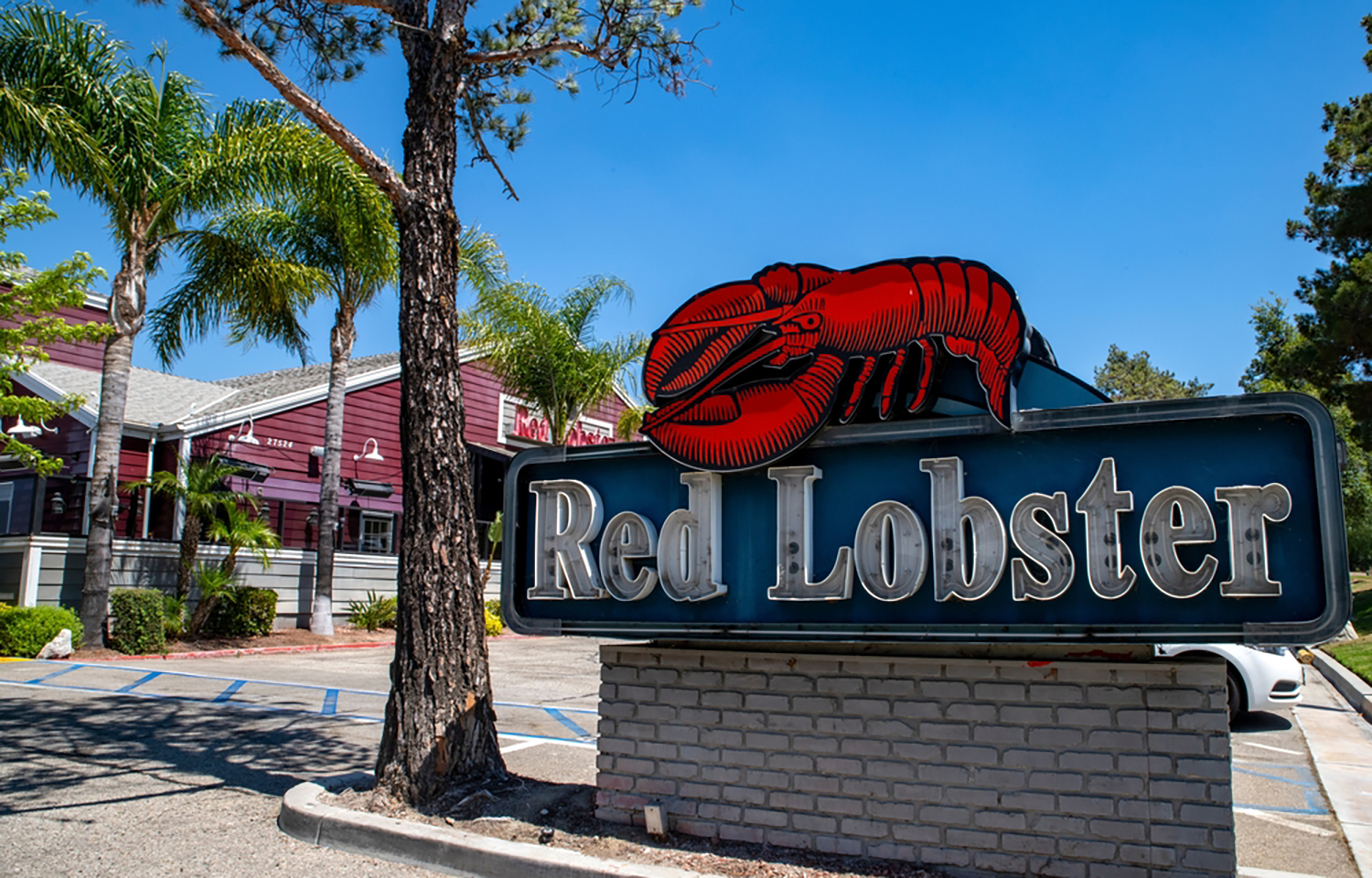 A Red Lobster location in Santa Clarita, California, U.S.A.
