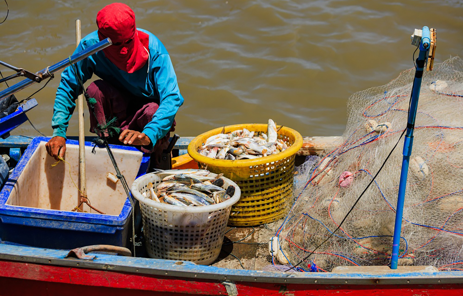 An Iran fisherman