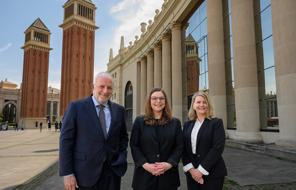 Barcelona General Manager Constantí Serrallonga, Wynter Courmont, and Brenna Hensley