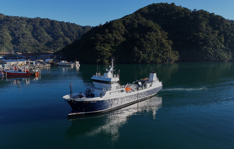 New Zealand King Salmon's wellboat the Ronja King arriving
