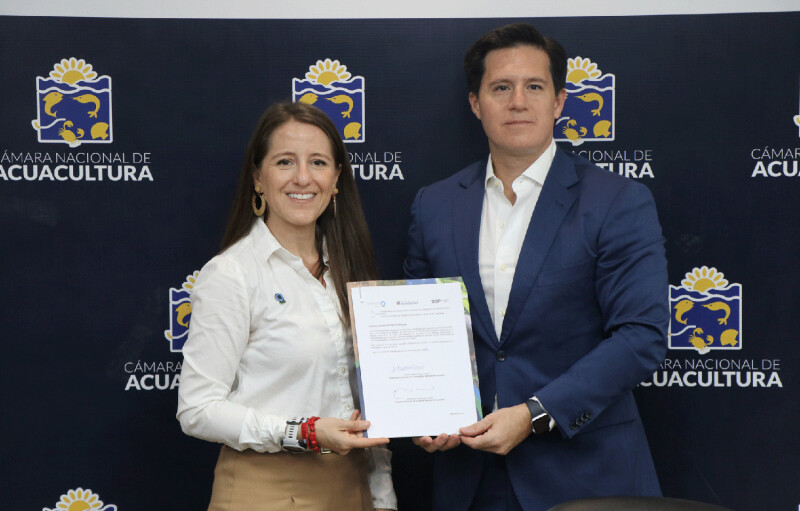 CI-Ecuador Vice President and Executive Director Carolina Rosero and CNA Executive President José Antonio Camposano