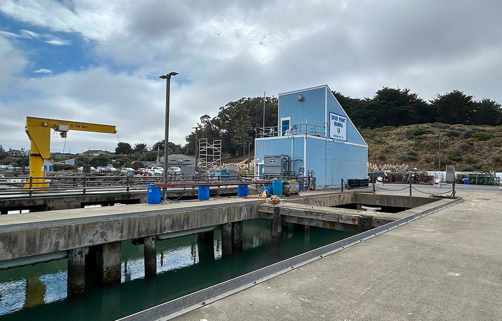 The ice facility at Spud Point Marina
