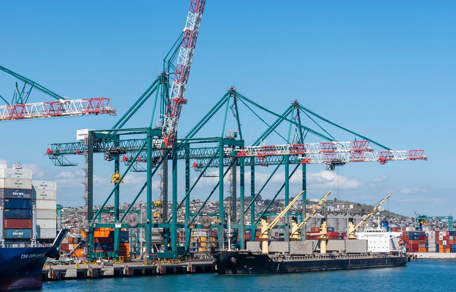 Chinese fishing fleet off Chilean coast sparks ire of local fishers