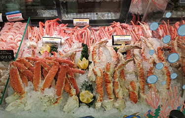 A Fresh Thyme Market seafood counter.