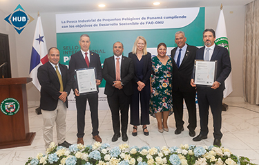 Members of MarinTrust and the Panama small pelagic FIP celebrate its successful entry into MarinTrust Certification.
