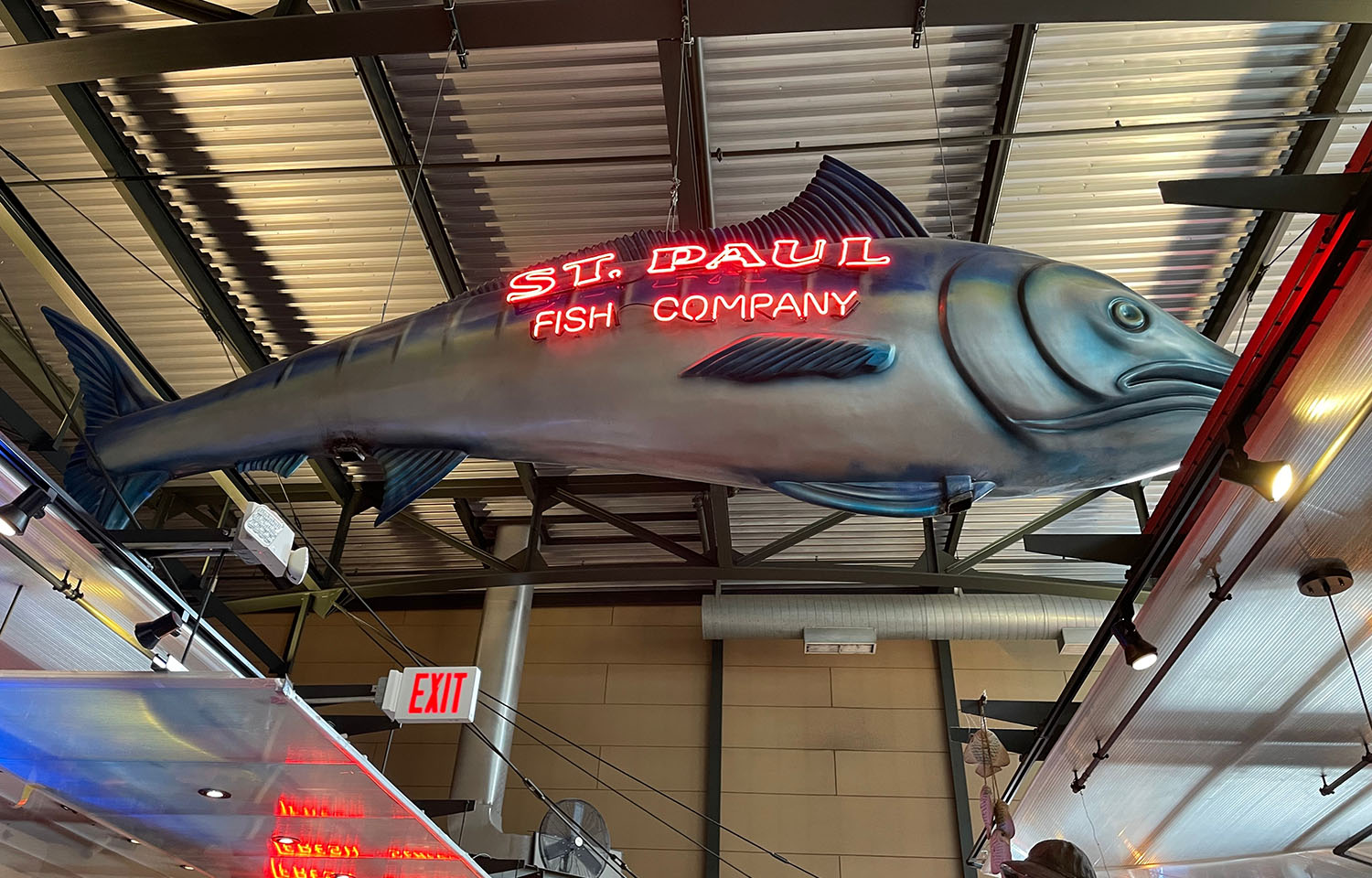 St Paul Fish Company to pay USD 56,000 for improper handling of employee tips