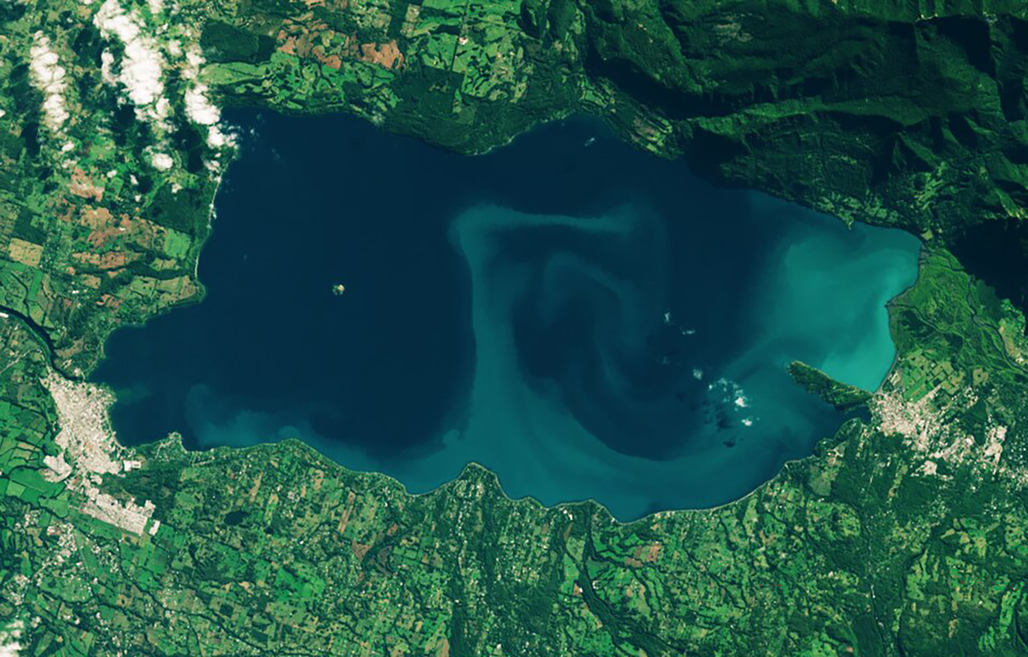 A Chilean lake undergoing an algal bloom