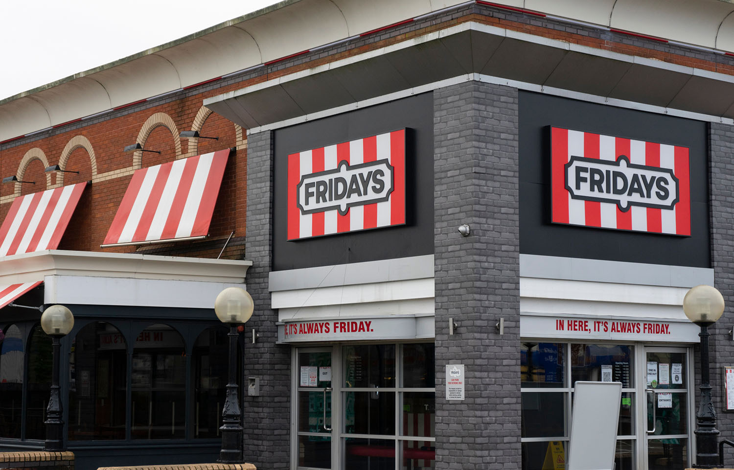 The exterior of a TGI Friday's