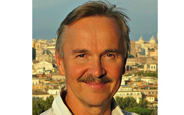 Petri Suuronen headshot