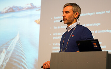 STIM Director of Research and Development Hans Petter Kleppen speaking at this month's Lofoten Seminar.
