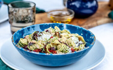 Chicken of the Sea International’s Genova Premium Tuna brand Mediterranean meal kits.