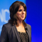 Kelli Valade will take over for Kim Lopdrup as Red Lobster's CEO.