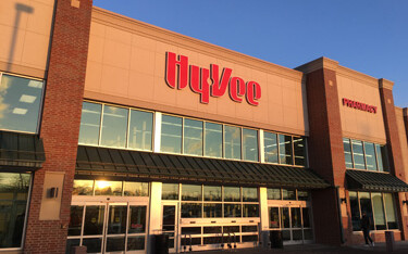 Hy Vee outside