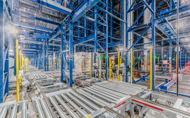 A new Lineage Logistics facility.