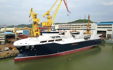 A krill-fishing vessel being designed by Wärtsilä Ship Design Company has been delayed rather than canceled, according to a Shanghai-based design company involved in the construction.