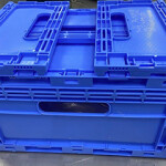 Bristol Seafood's resusable carton