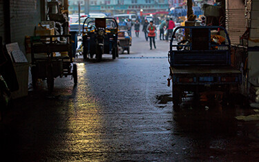 The Jing Shen Seafood Market in Beijing.