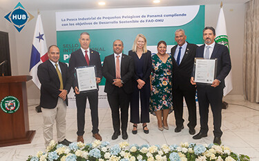 Members of MarinTrust and the Panama small pelagic FIP celebrate its successful entry into MarinTrust Certification.