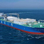 China's first full-scale "smart farming ship" at sea