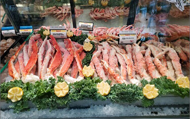 A Fresh Thyme Market seafood counter