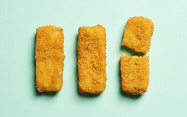Plant-based fish sticks from BLUU Seafood