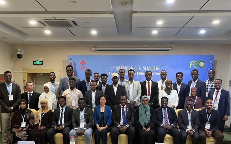 Somalian fishery officials traveled to China for a training program