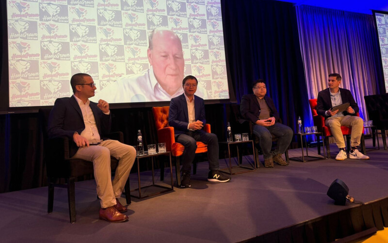 Luca Micciche (left) among other panelists at the "Deep Dive into China’s Shrimp Production and Global Farming Perspectives" panel at the 2024 Global Shrimp Forum