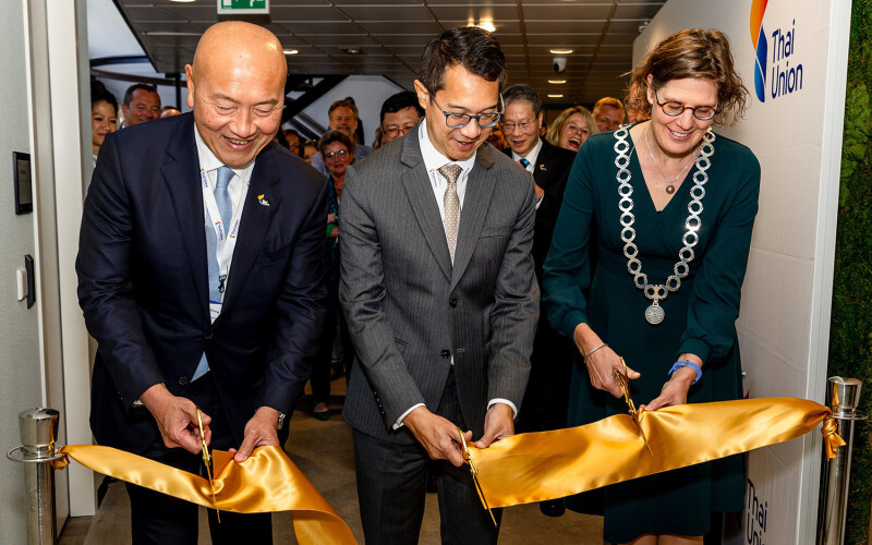 Thai Union President and CEO Thiraphong Chansiri, Wageningen Deputy Mayor Maud Hulshof, and Royal Kingdom of Thailand Ambassador Asi Mamanee cut the ribbon on Thai Union's innovation hub