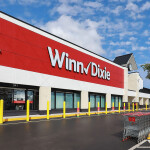 The exterior of a Winn-Dixie grocery store