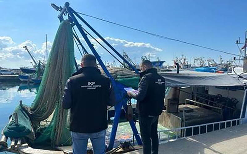 Inspections at an Albanian port are just one of several actions to tackle IUU fishing that are supported by FAO and GFCM